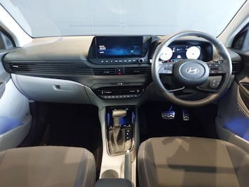 Used Hyundai BAYON 2024 for sale - 76298040: Photo