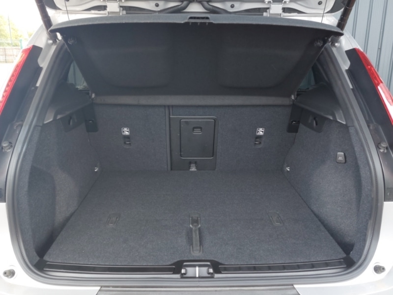 Used Volvo XC40 2024 for sale - 76354089: Photo 8