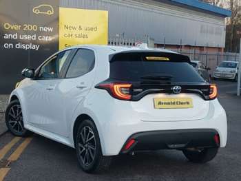 Used Toyota Yaris 2022 for sale - 74855454: Photo