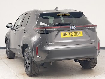 Used Toyota Yaris Cross 2022 for sale - 77025105: Photo