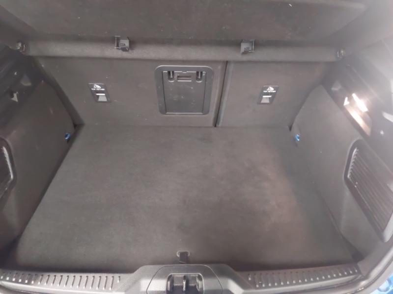 Used Ford Focus 2022 for sale - 76631004: Photo 8