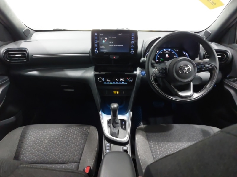Used Toyota Yaris Cross 2022 for sale - 77467796: Photo 2
