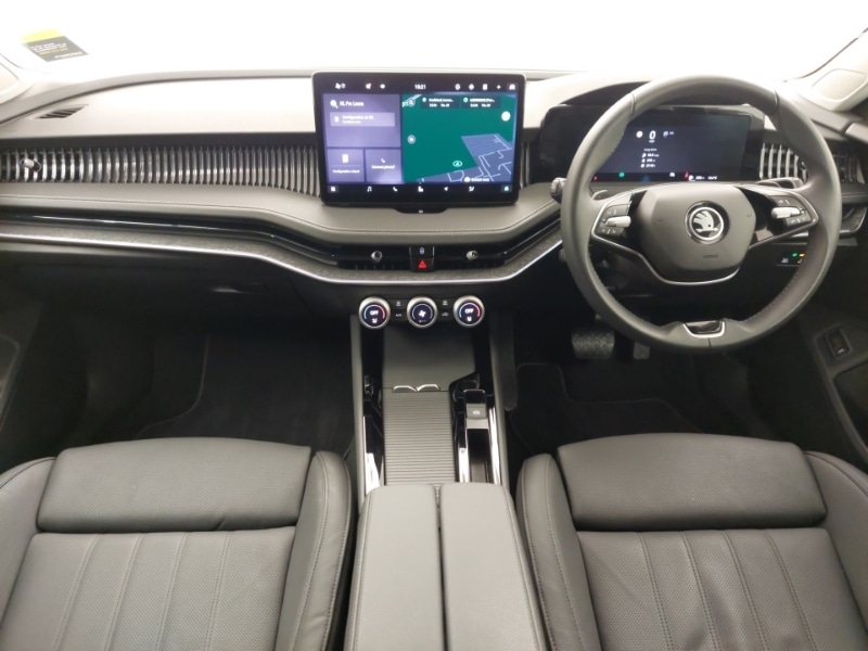 Used Skoda Superb 2024 for sale - 76347467: Photo 2