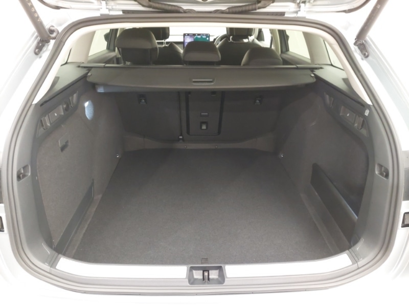 Used Skoda Superb 2024 for sale - 76347467: Photo 8