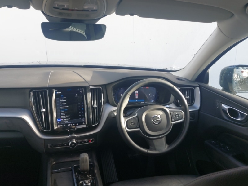 Used Volvo XC60 2021 for sale - 76778598: Photo 2