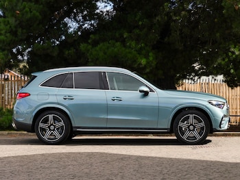 Used Mercedes-Benz GLC 2023 for sale - 76317568: Photo 4