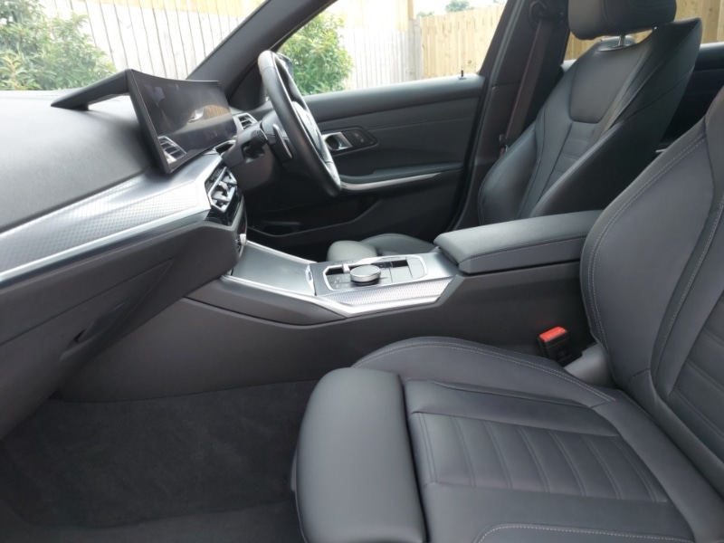 Used BMW 3 Series 2024 for sale - 77636127: Photo 7