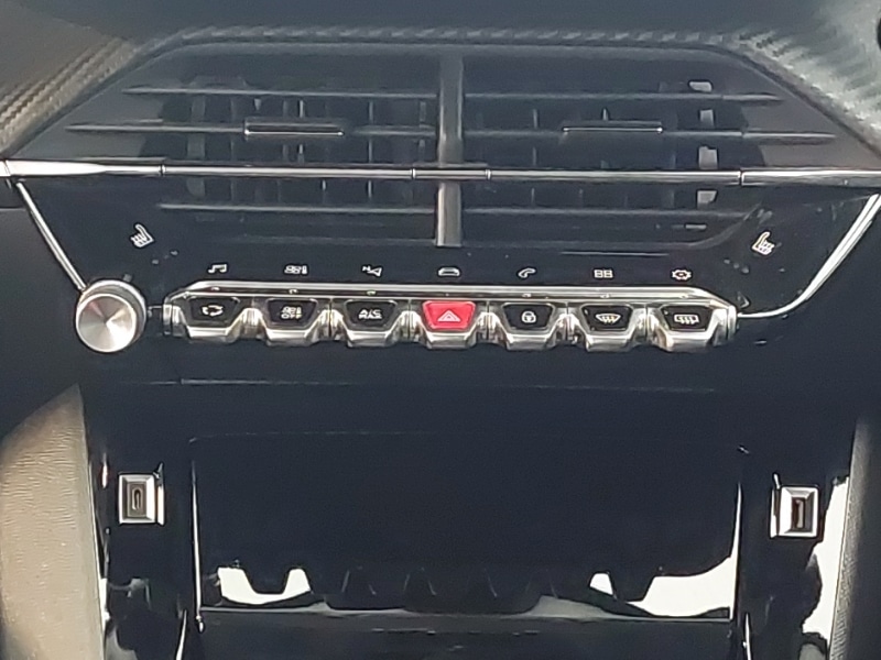 Used Peugeot 2008 2020 for sale - 77078845: Photo 11