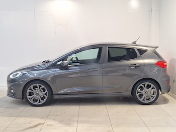 Used Ford Fiesta 2021 for sale - 76544060: Photo