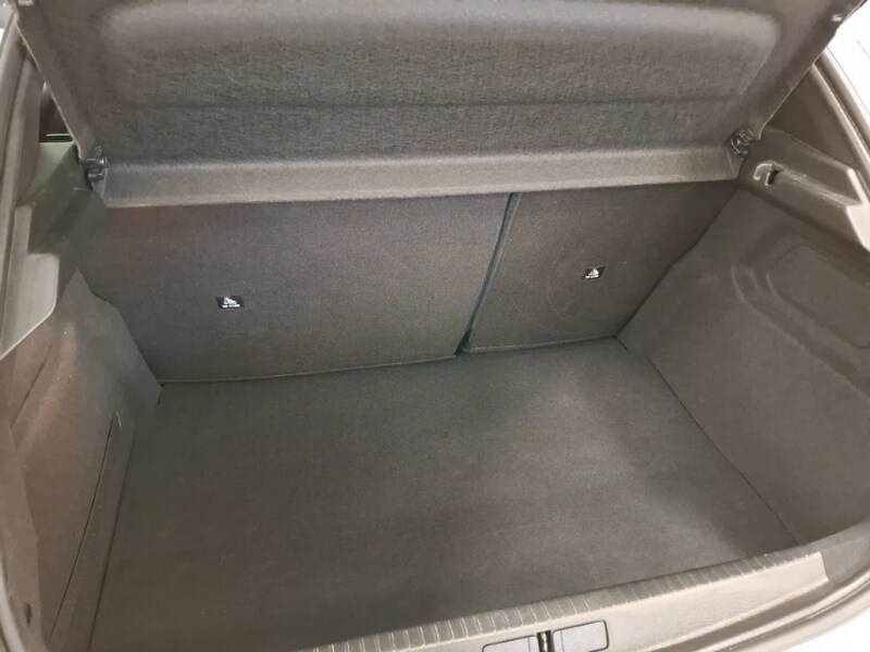 Used Peugeot 208 2021 for sale - 77573596: Photo 8