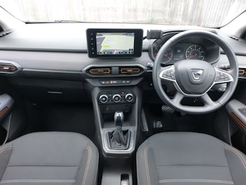 Used Dacia Sandero Stepway 2022 for sale - 75470383: Photo