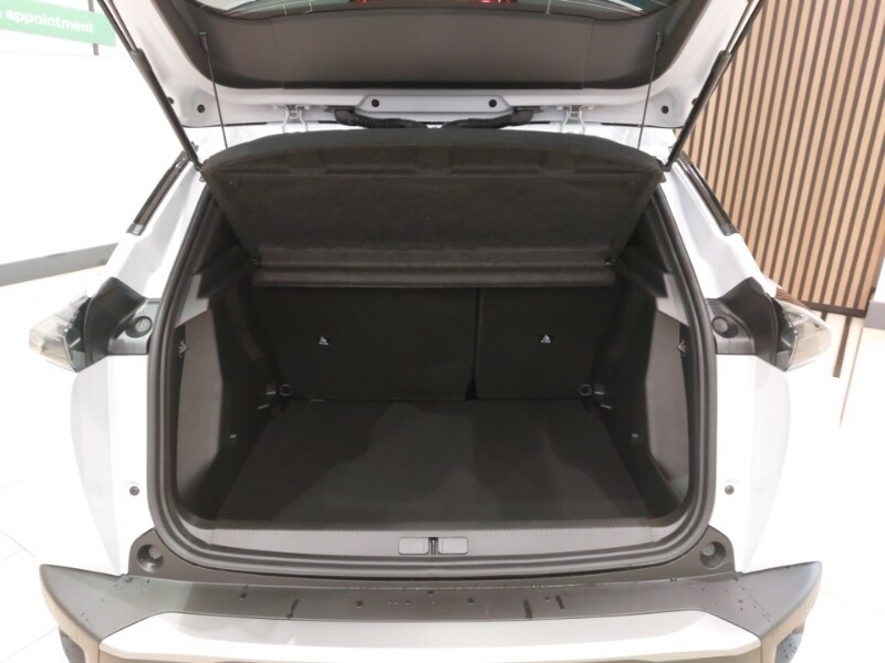 Used Peugeot 2008 2025 for sale - 76861130: Photo 8