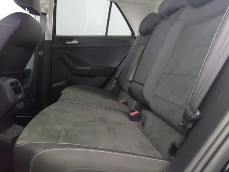 Used Volkswagen T-Roc 2023 for sale - 77977436: Photo 6