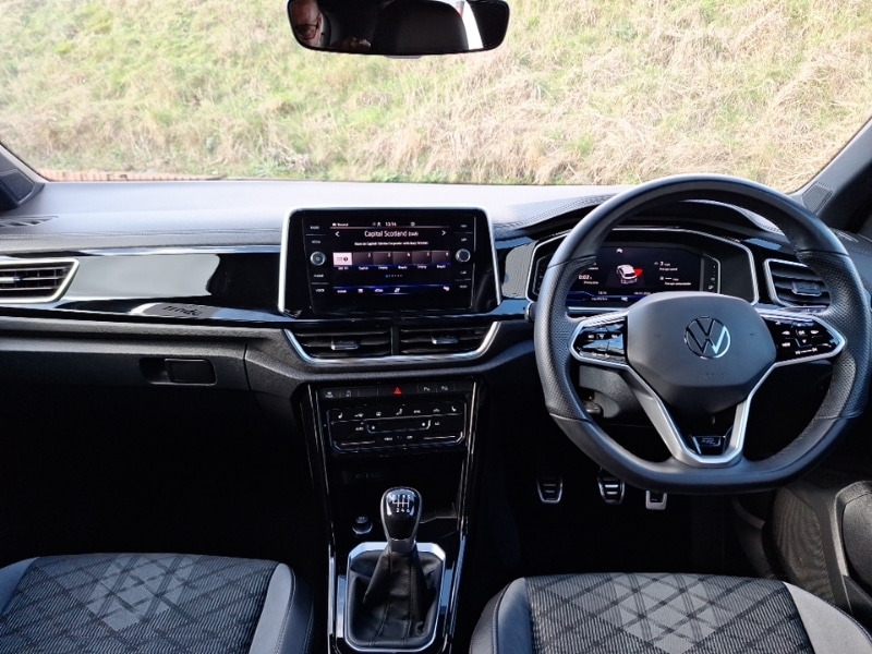 Used Volkswagen T-Roc 2023 for sale - 77777897: Photo 2