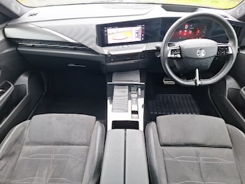 Used Vauxhall Astra 2024 for sale - 77985833: Photo