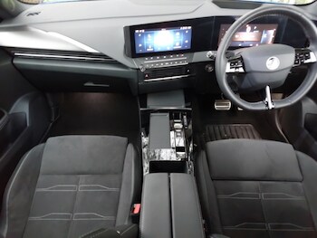 Used Vauxhall Astra 2023 for sale - 77410455: Photo