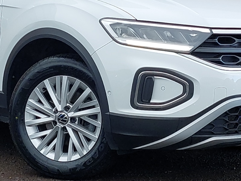 Used Volkswagen T-Roc 2023 for sale - 77624152: Photo 9