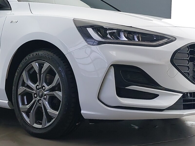 Used Ford Focus 2023 for sale - 77365988: Photo 9