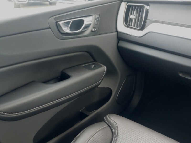 Used Volvo XC60 2022 for sale - 77752512: Photo 11