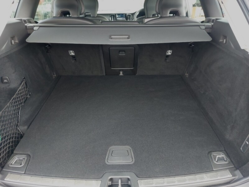 Used Volvo XC60 2022 for sale - 77752512: Photo 8