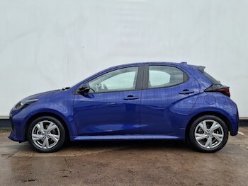 Used Mazda Mazda2 HYBRID 2024 for sale - 77410588: Photo