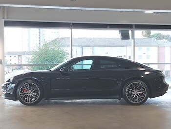 Used Porsche Taycan 2020 for sale - 75882547: Photo