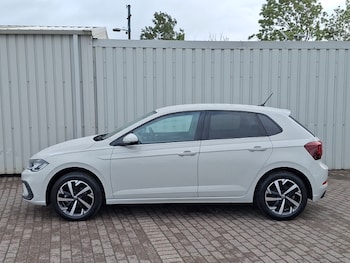 Used Volkswagen Polo 2024 for sale - 76301441: Photo
