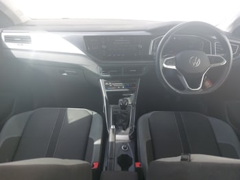 Used Volkswagen Polo 2024 for sale - 77645168: Photo