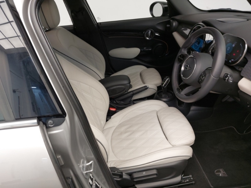 Used MINI Cooper 2023 for sale - 77955740: Photo 6