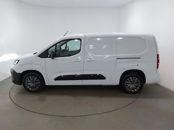 Used Citroen Berlingo 2024 for sale - 77752315: Photo
