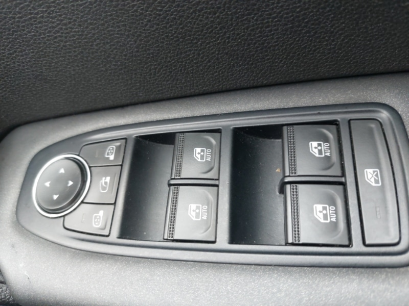 Used Renault Captur 2021 for sale - 77108361: Photo 12