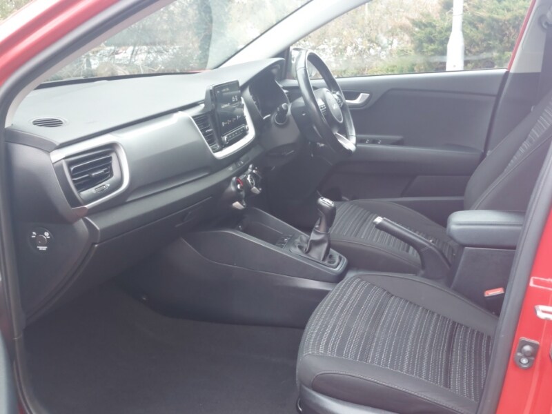 Used Kia Stonic 2023 for sale - 77948544: Photo 5