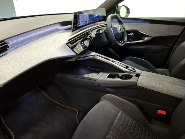 Used Peugeot 3008 2024 for sale - 76305941: Photo 5
