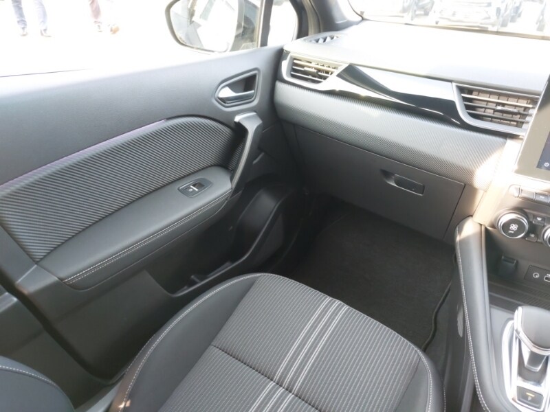 Used Renault Captur 2023 for sale - 77184511: Photo 10