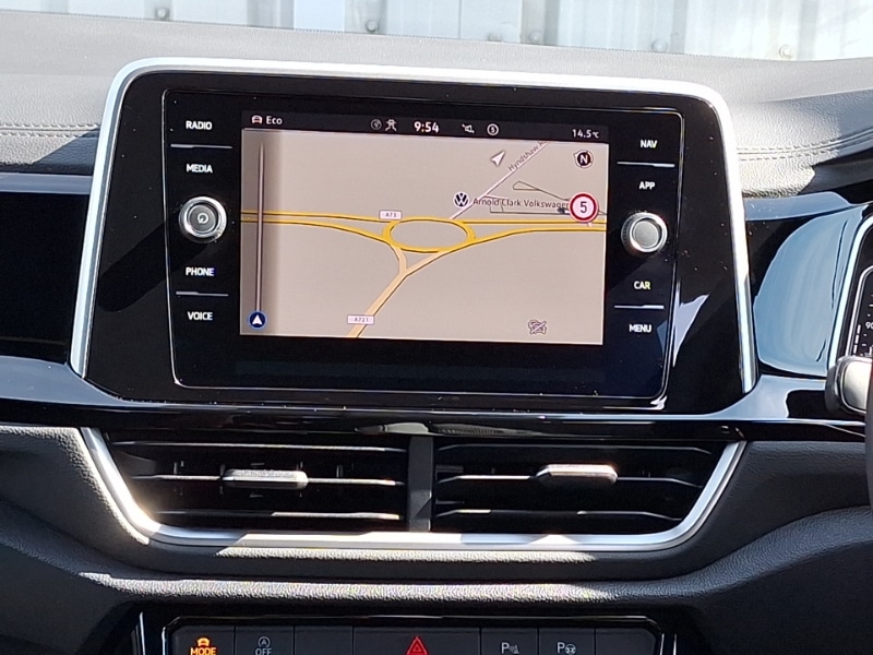 Used Volkswagen T-Roc 2024 for sale - 76764445: Photo 7