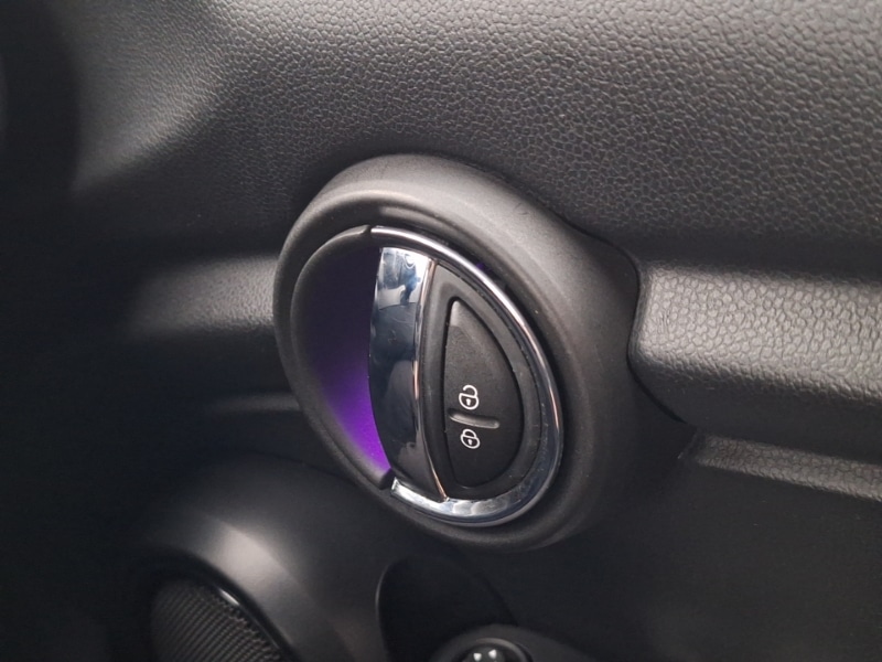 Used MINI Hatch 2021 for sale - 77358154: Photo 12