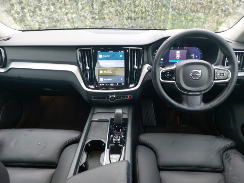 Used Volvo V60 2023 for sale - 76737524: Photo 2