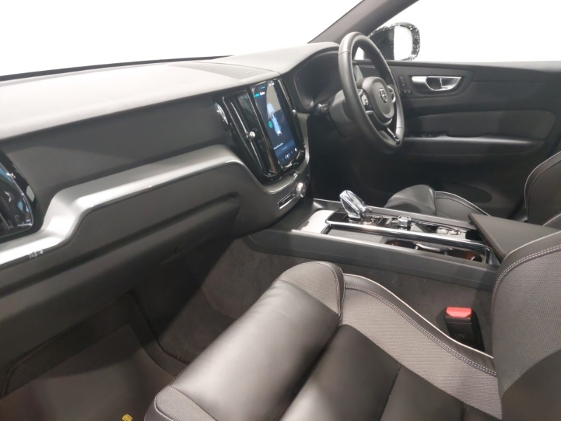 Used Volvo XC60 2024 for sale - 76135635: Photo 5