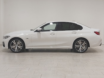 Used BMW 3 Series 2022 for sale - 77482960: Photo