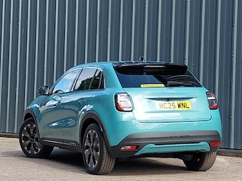 Used Fiat 600 2025 for sale - 76587440: Photo