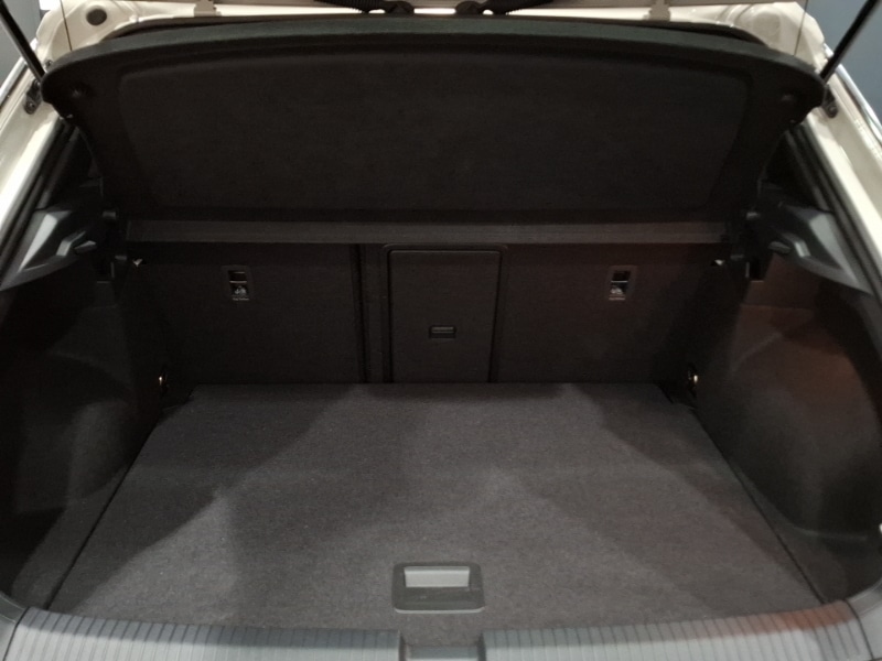 Used Volkswagen T-Roc 2025 for sale - 77070706: Photo 8