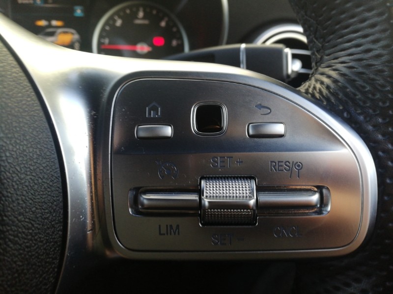 Used Mercedes-Benz GLC 2020 for sale - 77160526: Photo 11