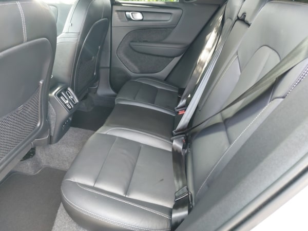 Used Volvo XC40 2024 for sale - 76254139: Photo 6