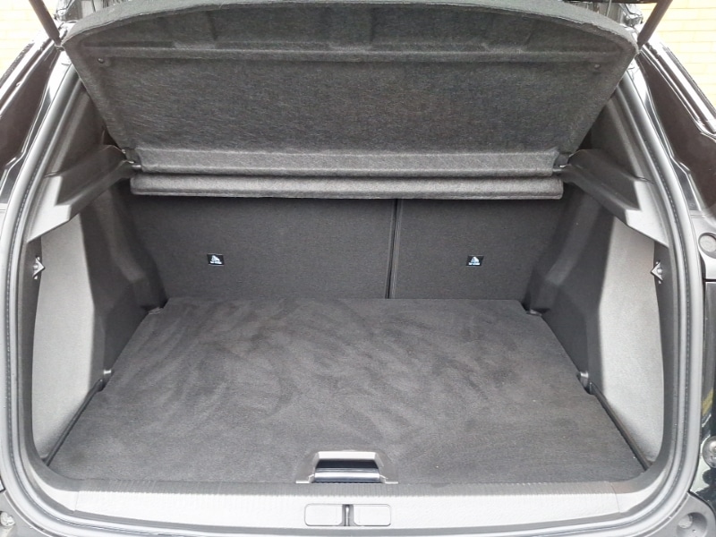 Used Peugeot 2008 2023 for sale - 76614408: Photo 8