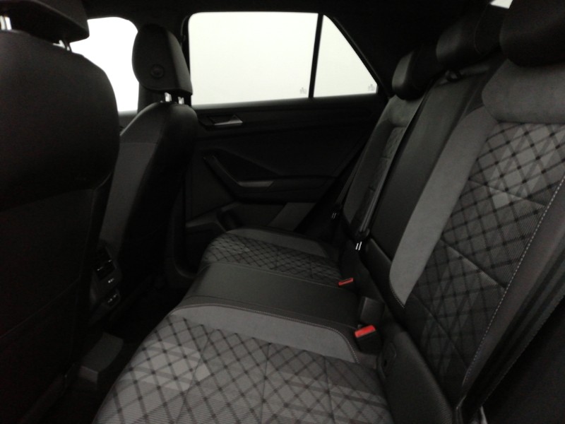 Used Volkswagen T-Roc 2022 for sale - 77686363: Photo 6
