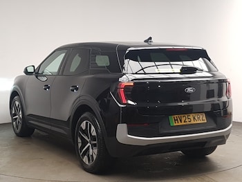 Used Ford Explorer 2025 for sale - 76800004: Photo