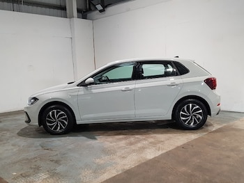 Used Volkswagen Polo 2023 for sale - 77492266: Photo