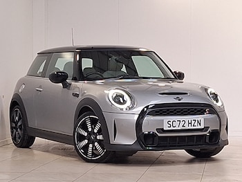 Used MINI Hatch 2023 for sale - 77955567: Photo