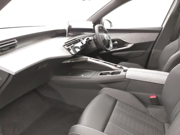 Used Peugeot 3008 2025 for sale - 76258775: Photo 5