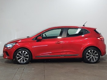 Used Renault Clio 2022 for sale - 75882077: Photo